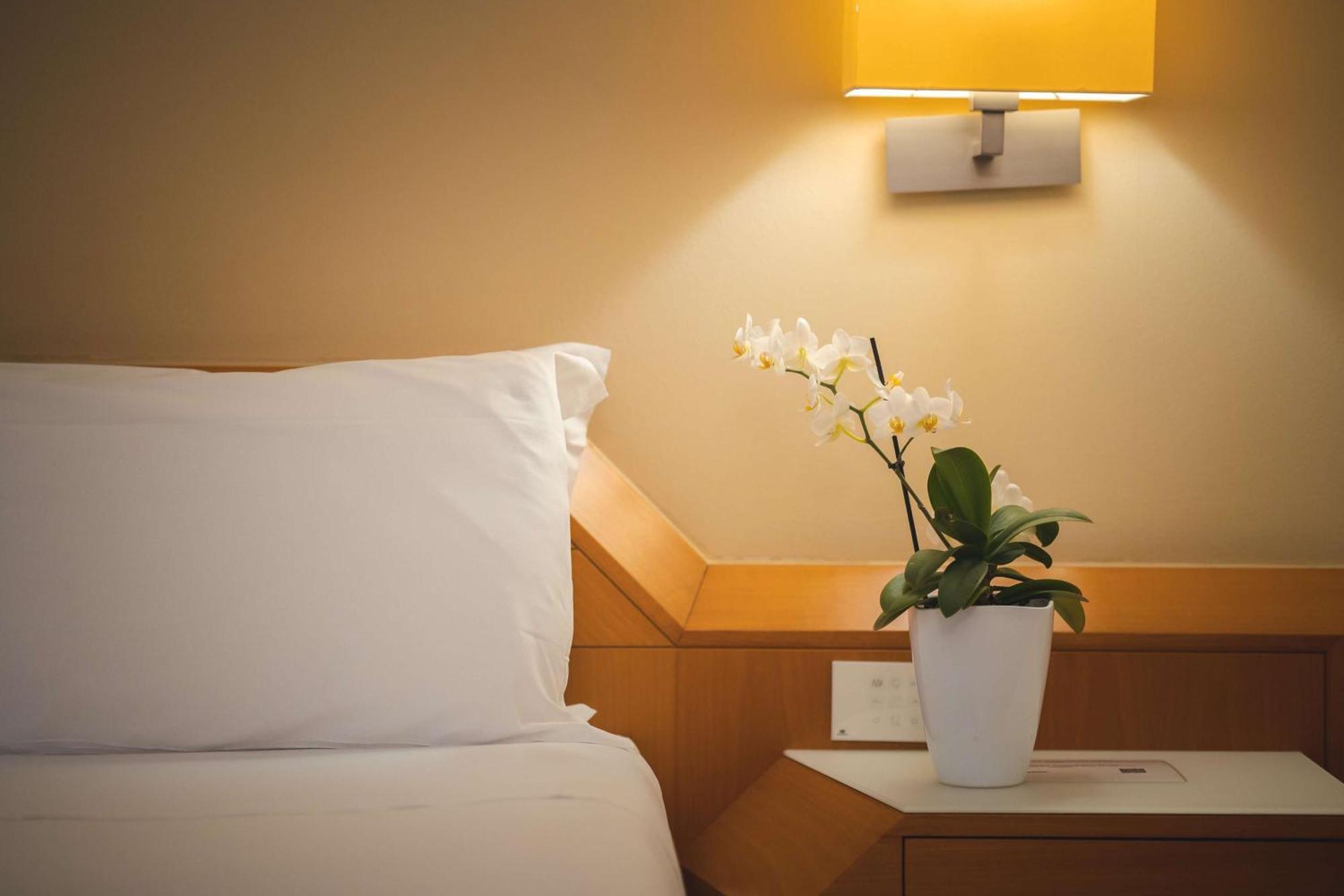 Best Western Mirage Hotel Fiera Paderno Dugnano Luaran gambar
