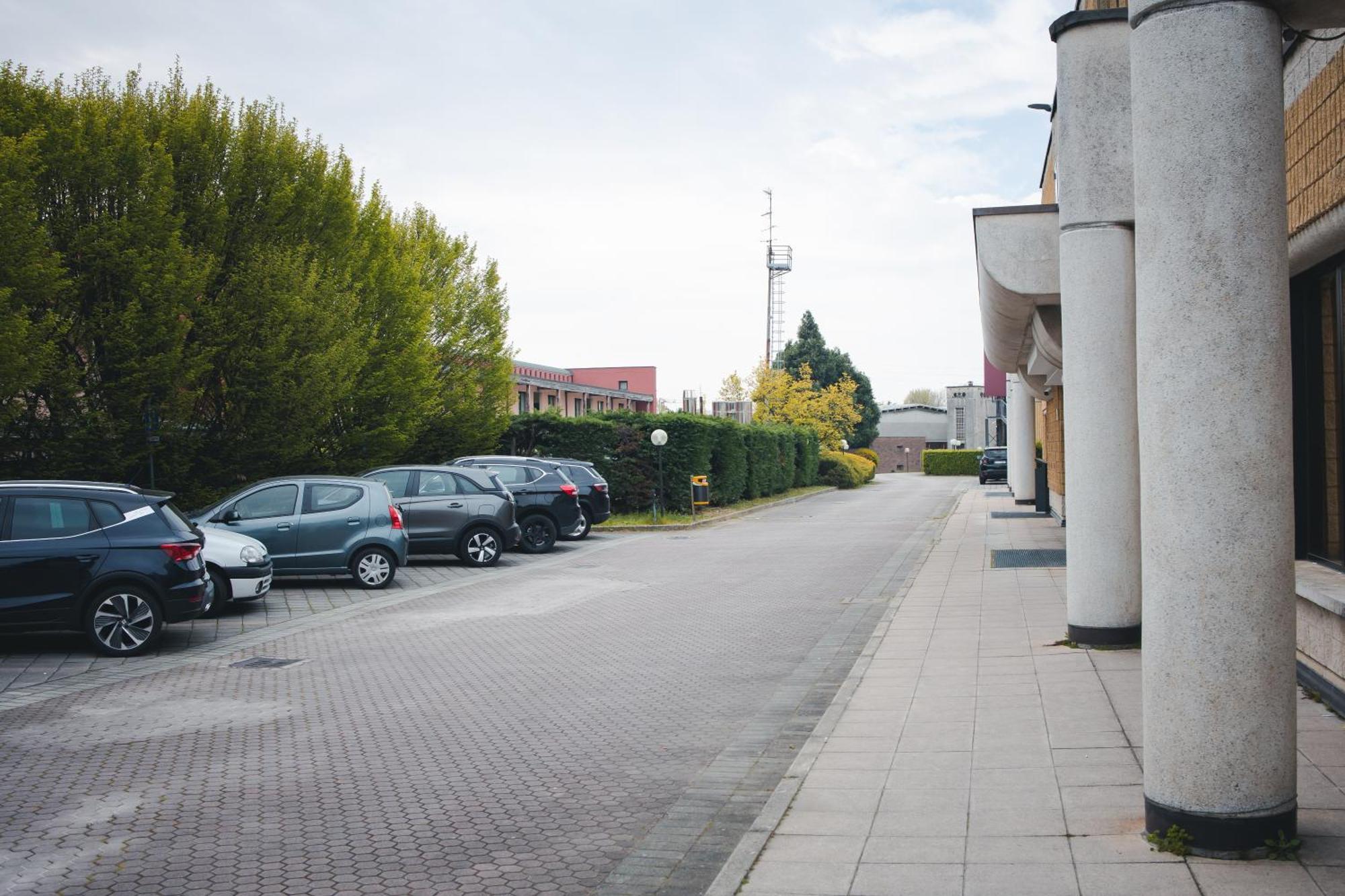 Best Western Mirage Hotel Fiera Paderno Dugnano Luaran gambar