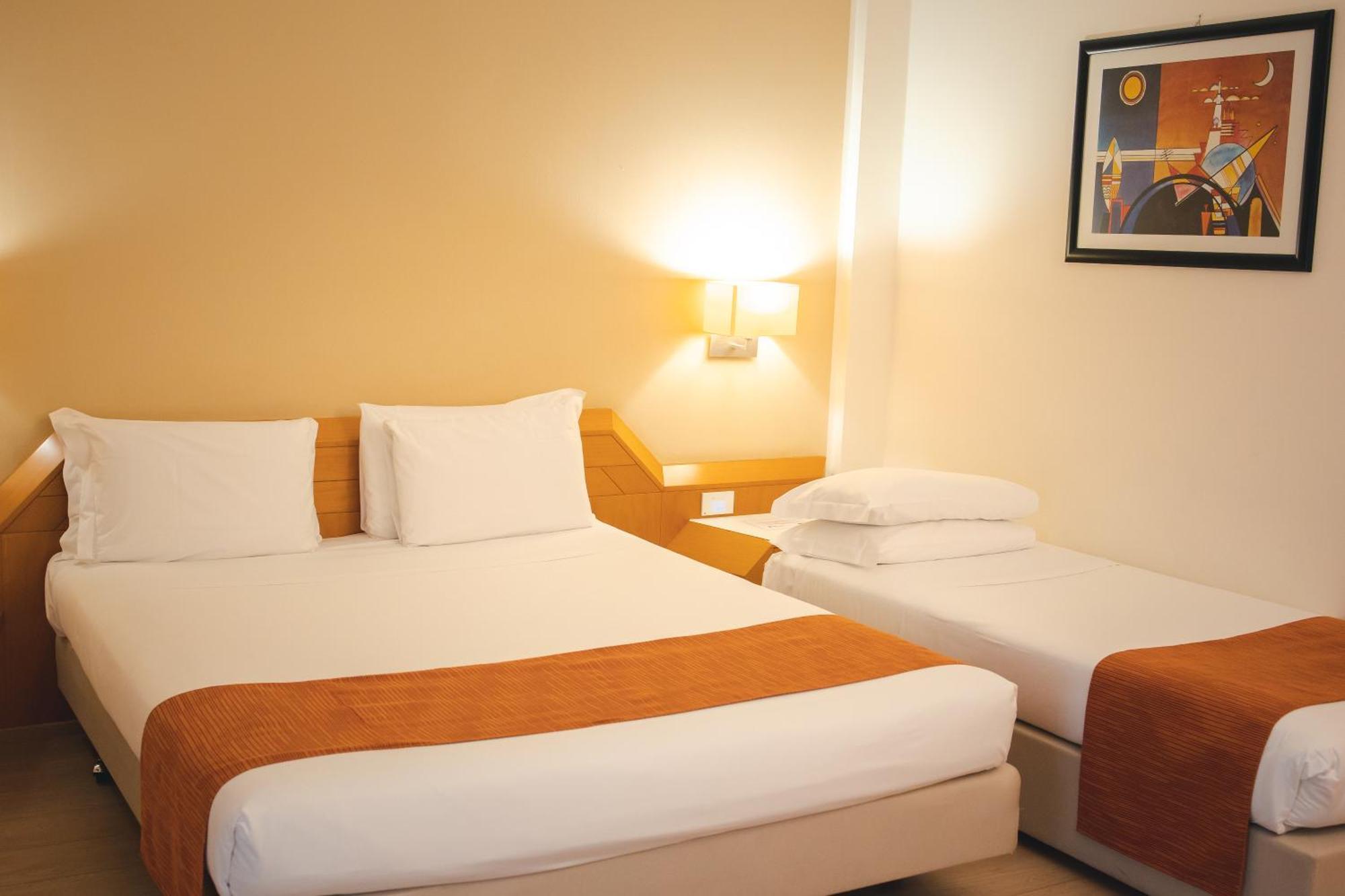 Best Western Mirage Hotel Fiera Paderno Dugnano Luaran gambar