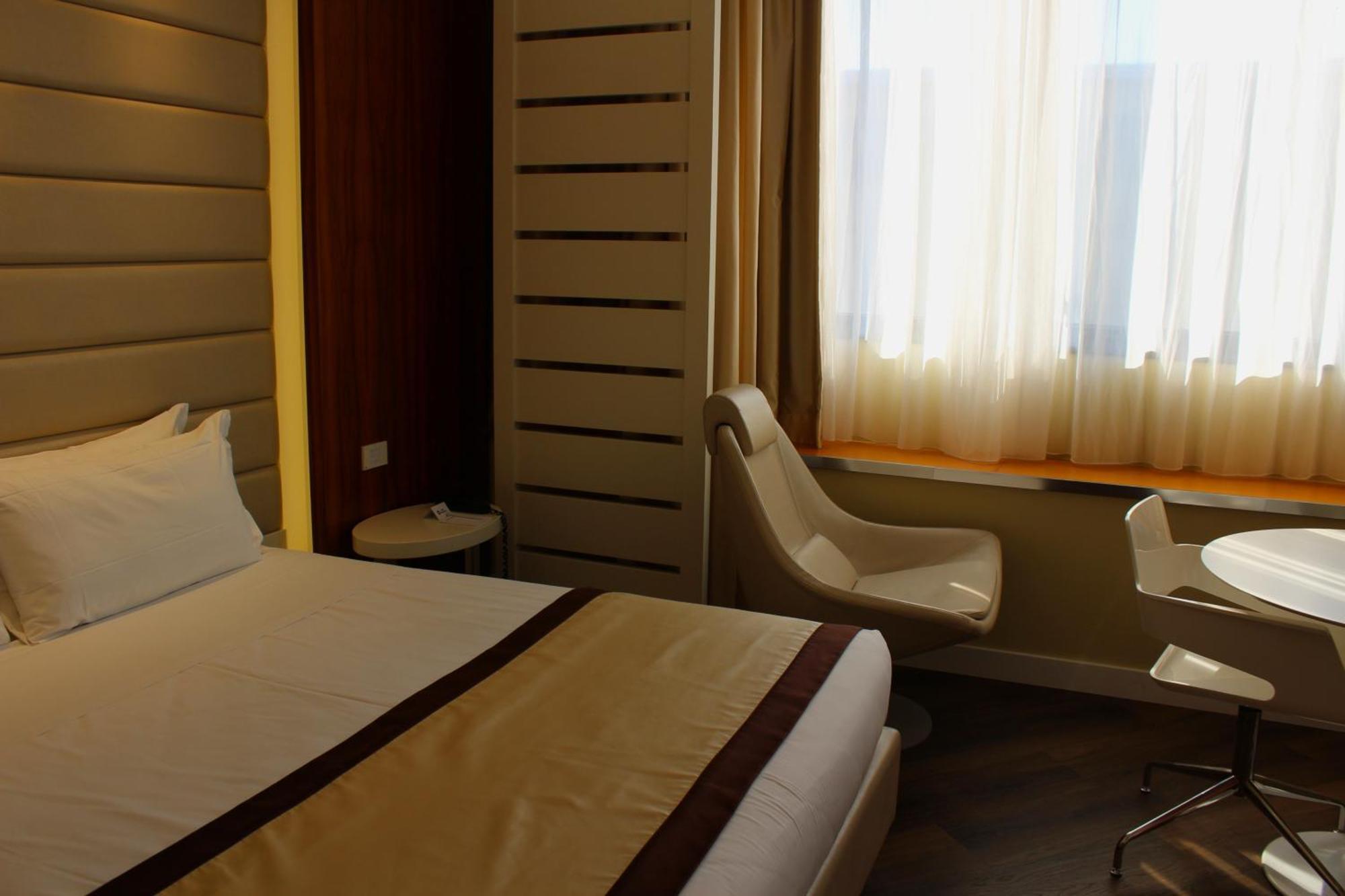 Best Western Mirage Hotel Fiera Paderno Dugnano Luaran gambar