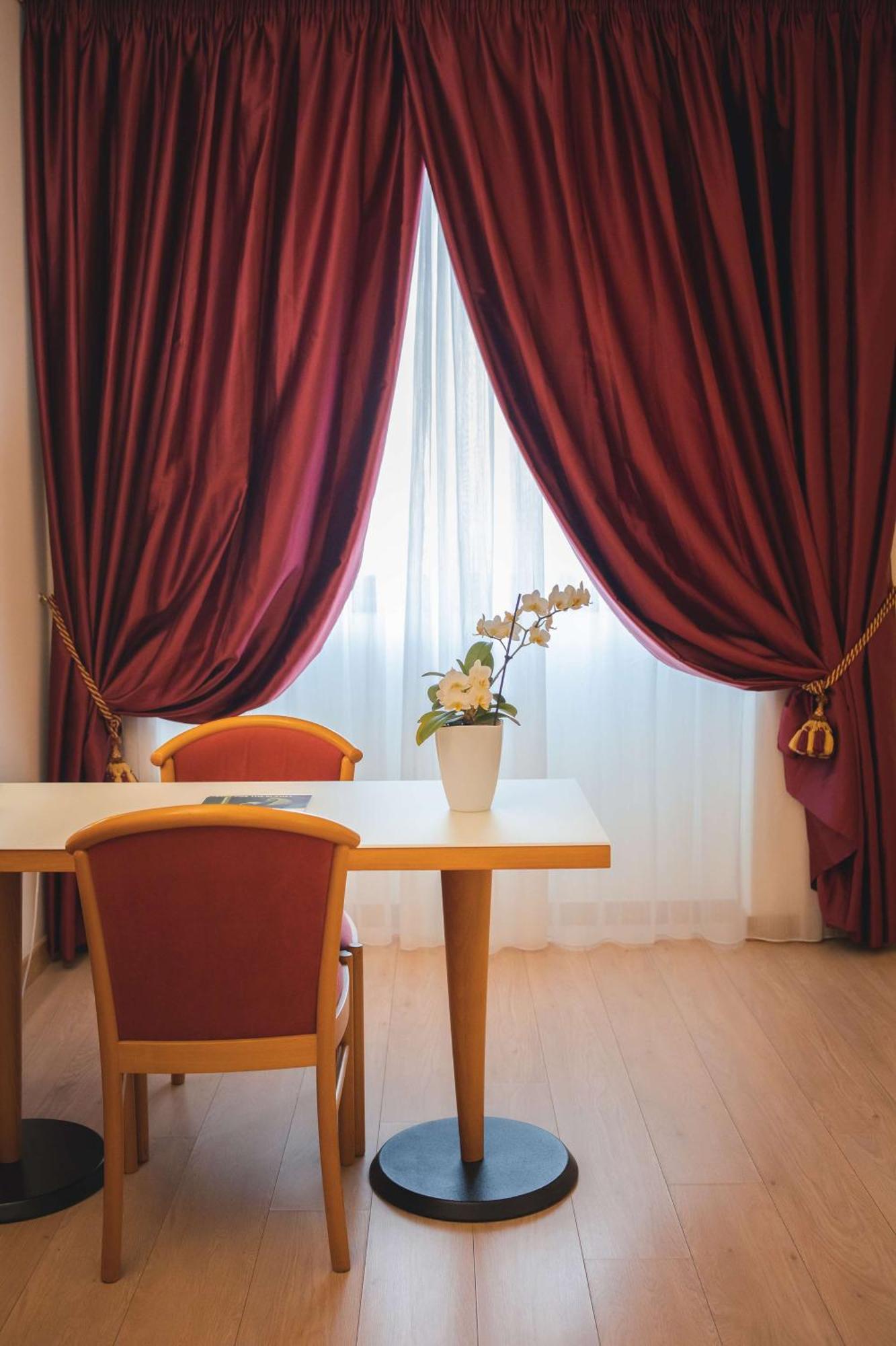 Best Western Mirage Hotel Fiera Paderno Dugnano Luaran gambar
